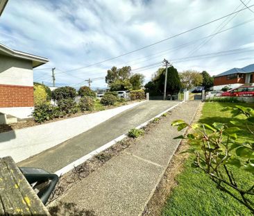 Three bedroom home - Periodic tenancy or short term - Photo 6