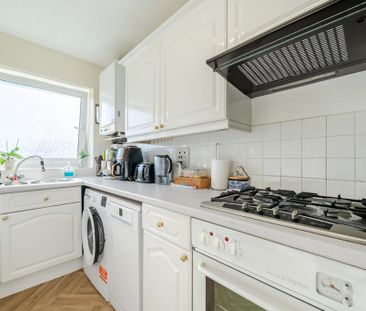 2 bedroom flat to rent - Photo 6