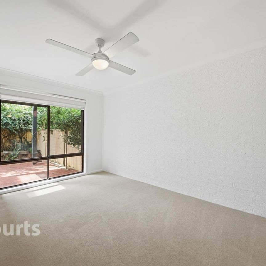 Beautifully Updated 2-Bedroom Villa with Covered Entertaining Area... - Photo 1