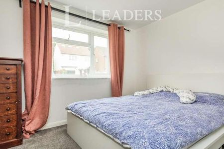 Garlands Road, Redhill, RH1 - Photo 5