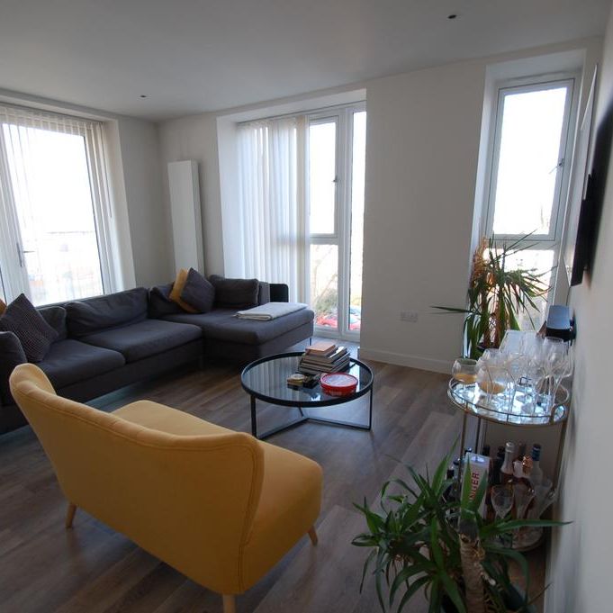 2 bedroom flat to rent - Photo 1