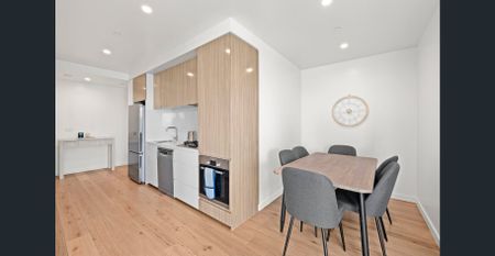 Charming Contemporary Living - Photo 3