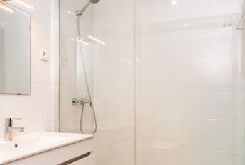 2+1 Bedroom Apartment in Canidelo (Remodeled)