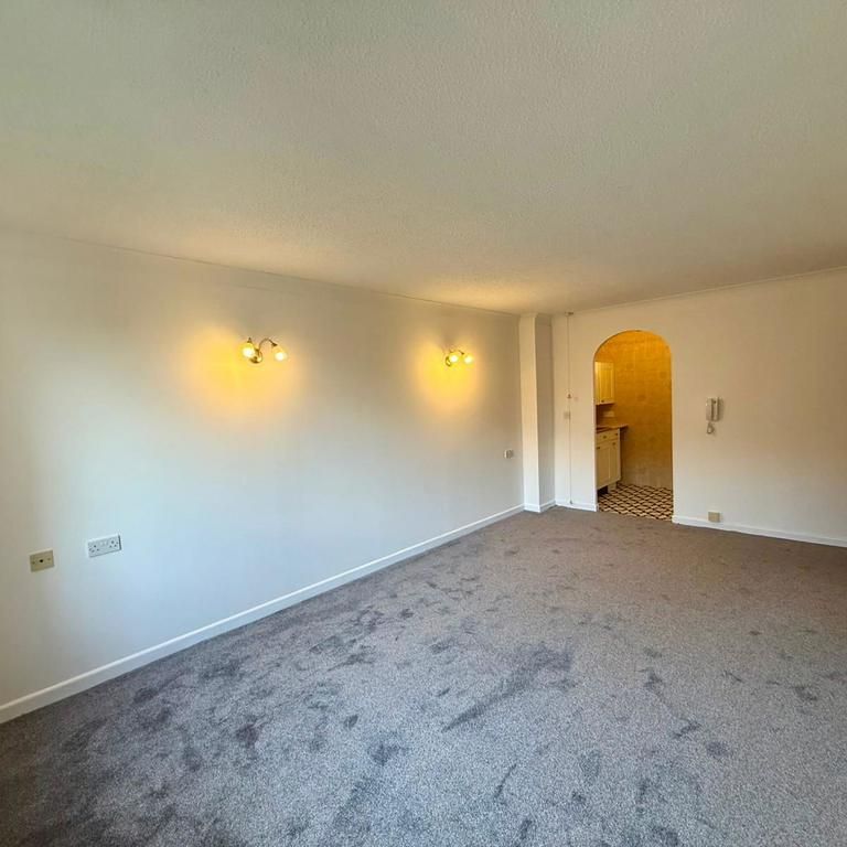 1 bedroom apartment to rent - Photo 1