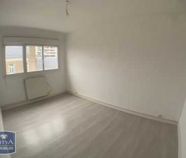 Location Appartement 4 pièces 64m² CHATEAUROUX 36000 - Photo 5