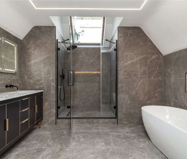 Exceptional gated residence extending to approximately 8,200 sq ft,... - Photo 3