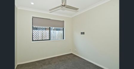 QUALITY BUILT HOME IS WAITING FOR YOUR FAMILY TO MAKE THE MOVE! - Photo 3