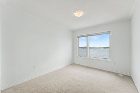 For Lease - 118 Pearen Lane, Barrie, Ontario - Photo 3