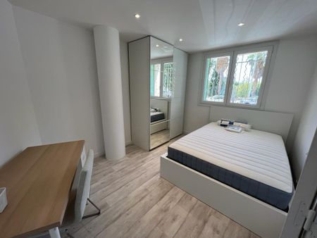 Location Appartement 4 pièces 72m² MARSEILLE 5ème - Photo 4