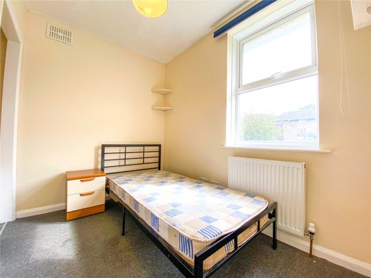 5 bedroom house to rent - Photo 1