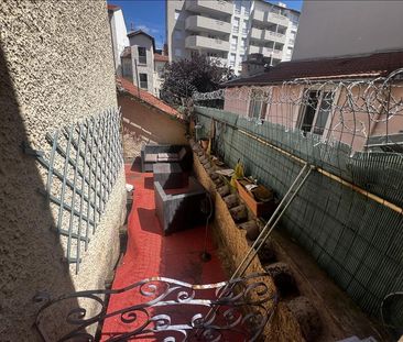 3 pièces - Meublé - 76 m² - 1er étage - Colocation non autorisée - Photo 2