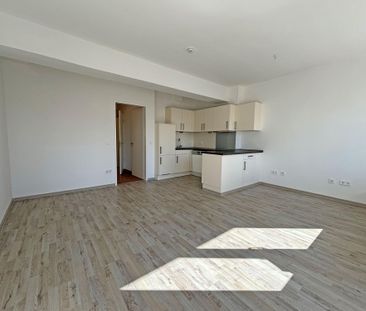 Mit großer Dachterrasse, Sauna und Einbauküche - 3-Zimmer-Wohnung a... - Photo 2