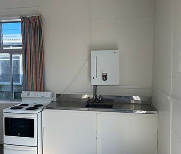 Commercial Office, workshop, studio, Yard Space - Photo 6