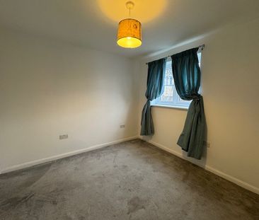 Lisbon Drive - Photo 2