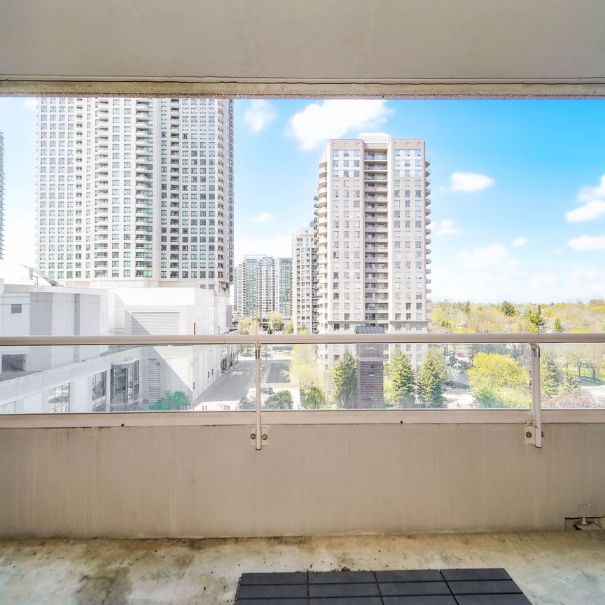 For Lease - 18 Hillcrest Avenue Unit# 801, Toronto, Ontario - Photo 1