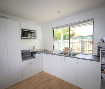 Low-Set 2-Bedroom Property with Private Yard – Walk to Maroochydore... - Photo 5