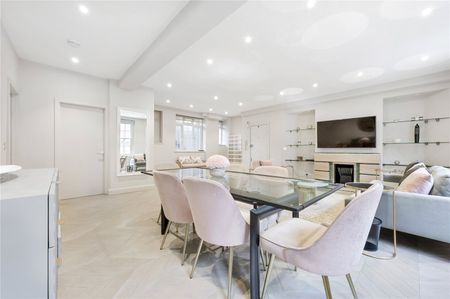 Stylish First-Floor Lateral Apartment in Hyde Park - Photo 2