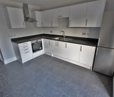 One-Bedroom House share - Photo 3