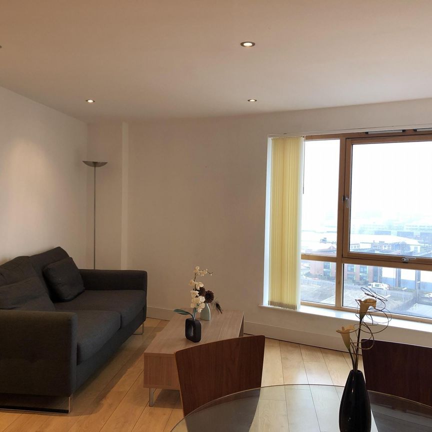 2 bedroom apartment to rent - Photo 1