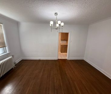 For Lease - 976 Avenue Rd Avenue Unit# main floor, Toronto, Ontario - Photo 4