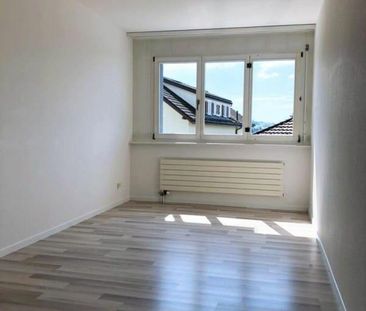Sonnige 3.5-Zimmer-Wohnung mit moderner Ausstattung und Balkon - Foto 2