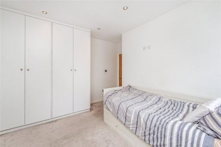 3 bedroom maisonette to rent - Photo 5