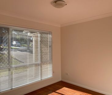 60 Ravenswood Lane, Springfield QLD 4300 - House For Rent | Domain - Photo 6