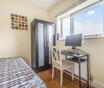 2 bedroom semi-detached house to rent - Photo 5