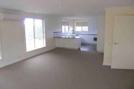 2/153 Summerleas Road Kingston TAS 7050 Australia - Photo 4