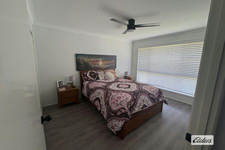 NEW TO THE RENTAL MARKET – SPACIOUS 4-BEDROOM BRICK HOME ON ¾ ACRE - Photo 4