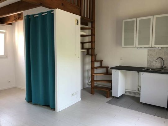 Location Appartement 1 pièce 21m² PALAISEAU 91120 - Photo 1