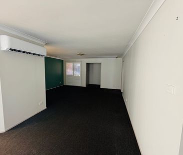 EASY LIVING – THREE BEDROOM HOME IN A SOUGHT-AFTER AREA - Photo 1