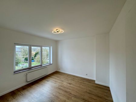 Gerenoveerde woning met tuin & garage in centrum Tervuren - Photo 5