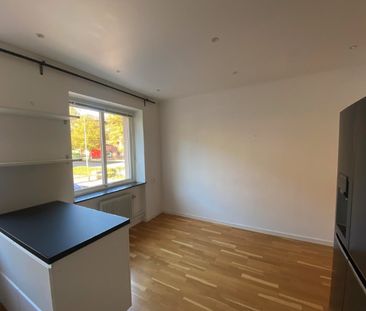 Linköping - 2rok - 12mån - 11.000kr/mån - Photo 2