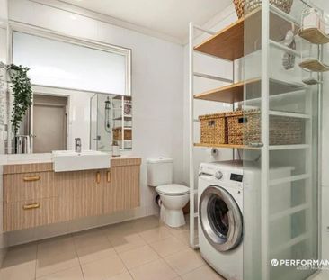 4/1 Rothesay Avenue, Elwood VIC 3184 - Apartment For Rent | Domain - Photo 1