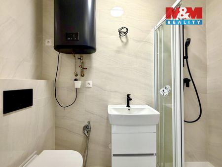 Pronájem bytu 1+kk a garsoniéry 35 m², Táborská 4566, Brno - Photo 3
