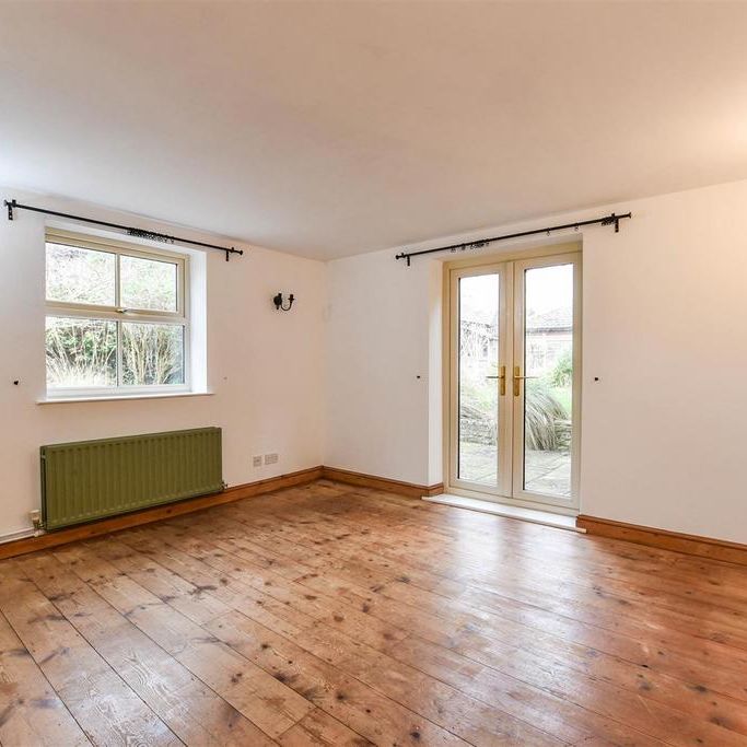 4 bedroom house to rent - Photo 1