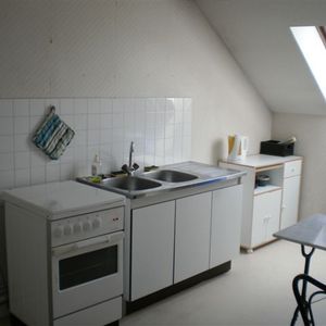 Location Appartement 2 pièces Meublé 40m² LE CREUSOT 71200 - Photo 3
