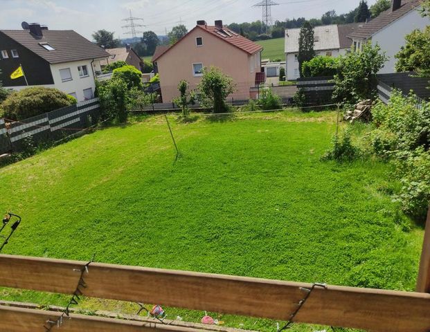 WG Wohnung in Doppelhaushälfte mit Garten, Terrasse - Photo 1