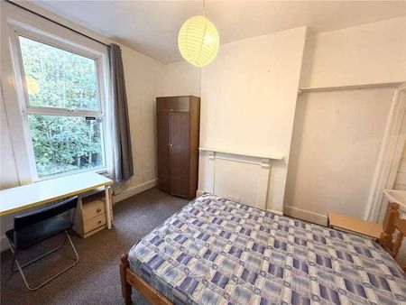 Cromwell Road, BS6 - Photo 4