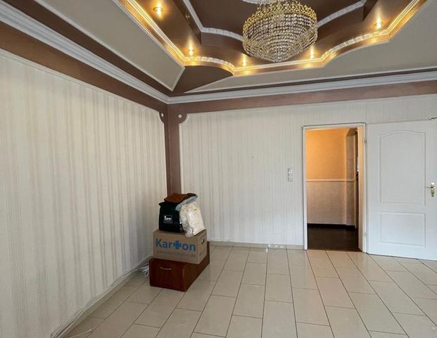 Charmante 2ZKB mit Einbauküche - Foto 1