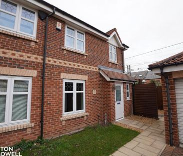 3 bedroom semi-detached house to rent - Photo 2