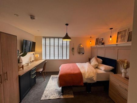 1 bedroom in a house share to rent - Photo 4