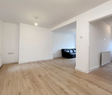 153 Broadway, Belfast, BT12 6HY - Photo 2