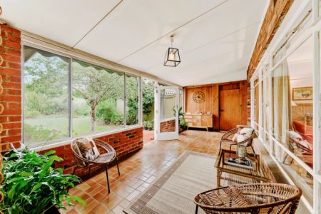 9 Swan Road, Murrumbeena, Melbourne - Photo 2