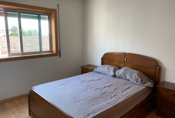 2 bedroom flat with good access located in Cacia!