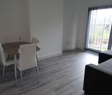 2 bedroom apartment to rent - Photo 3