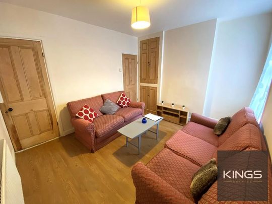 3 bedroom terraced house to rent - Photo 1