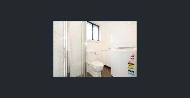 Modern 2 Bedroom Granny Flat - Photo 1