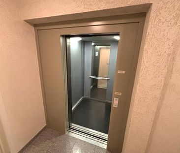 Duplex met ondergrondse garagestaanplaats en ruim terras! - Photo 2